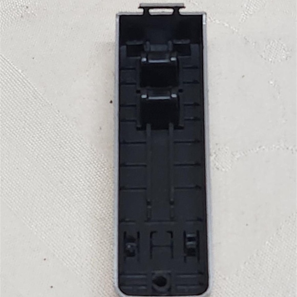 HO Scale Sante Fe and Union Pacific Semi Trailers (5) - Picture 2 of 4